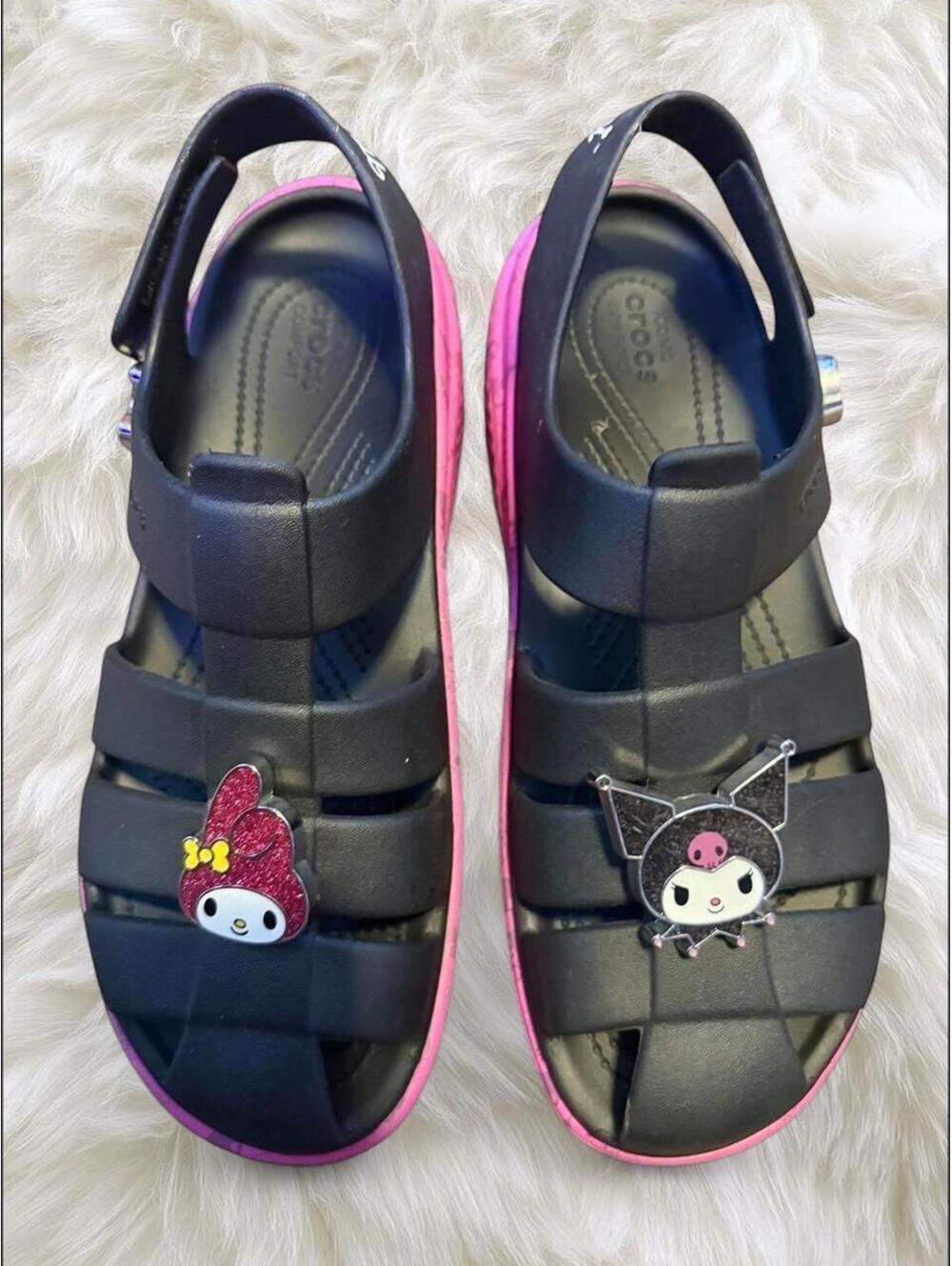 Sanrio Women's Pink and Multi Sandal